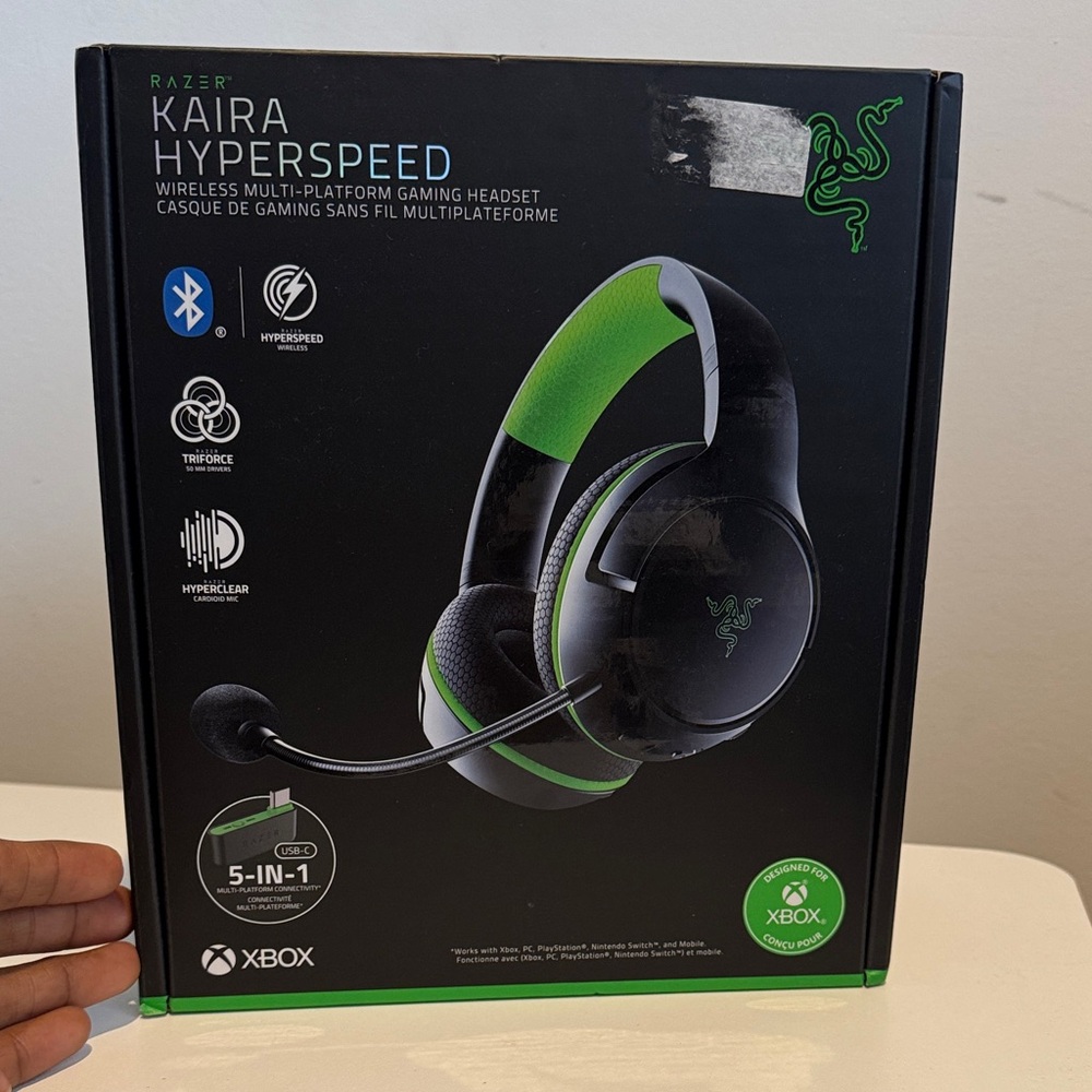 NIB RAZER KAIRA HYPERSPEED wireless multi platform gaming headset black and neon - Picture 9 of 14